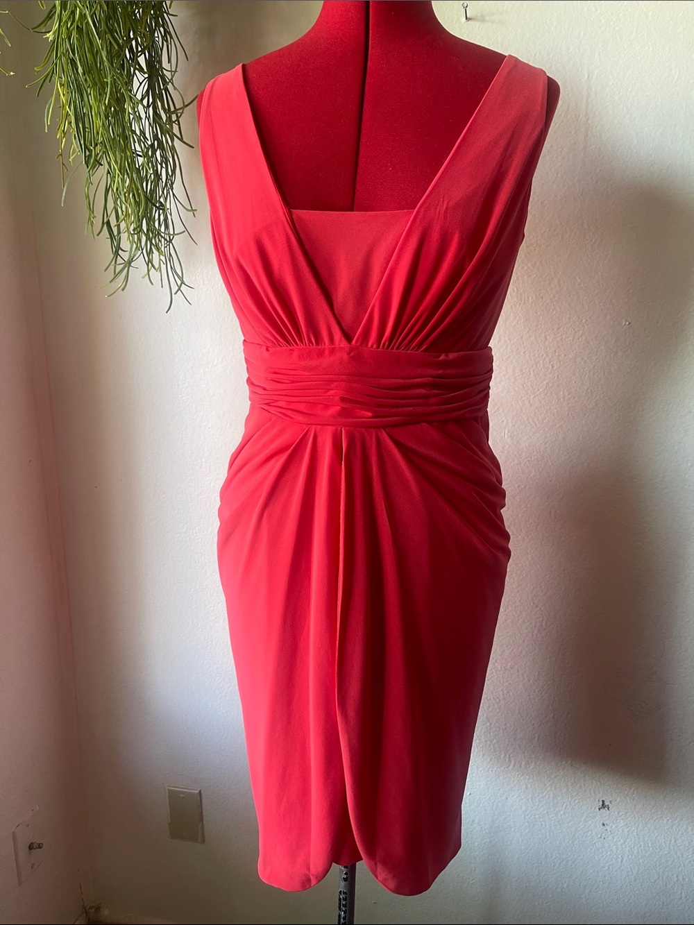 Women’s 12 Red orange Sleeveless Ruched Waist Dress